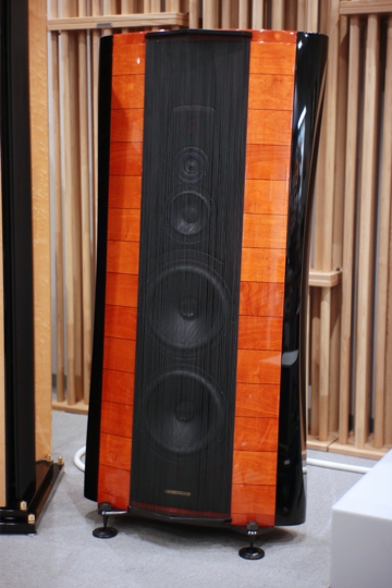 stradivari-homage-used-1.jpg
