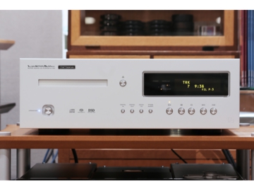 Luxman_d100_1.jpg